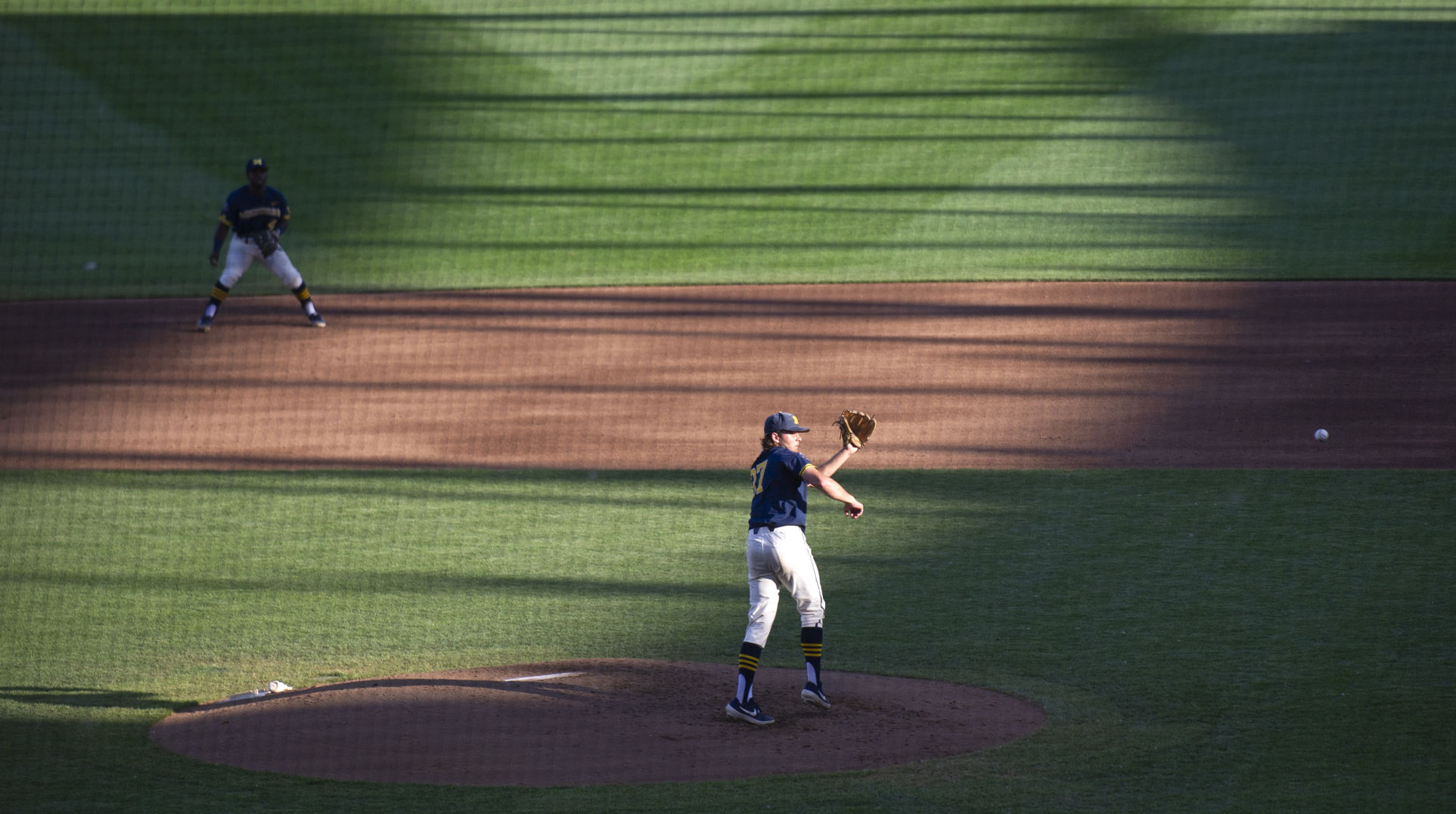College World Series Championship, 6.26